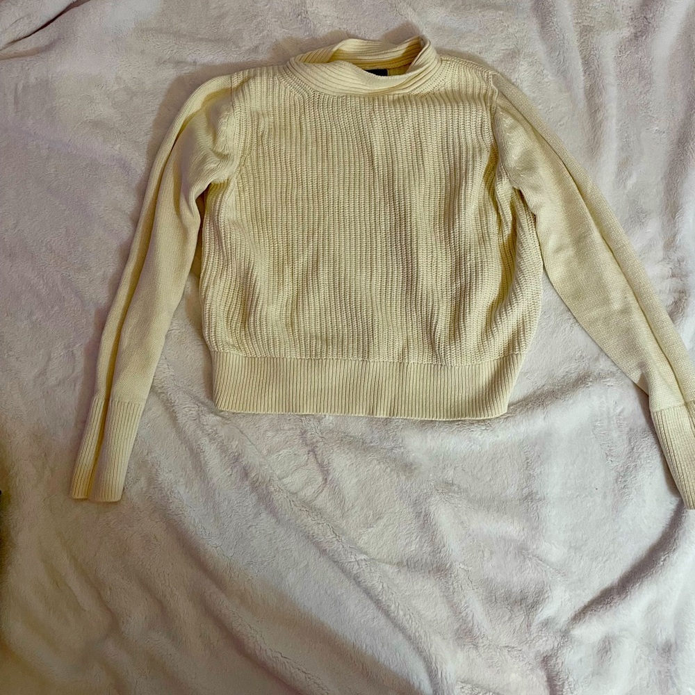 White knit sweater